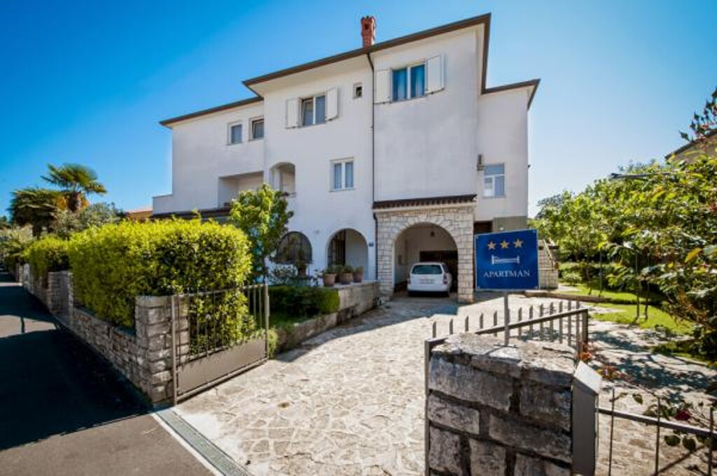 Image 3811230 - 3