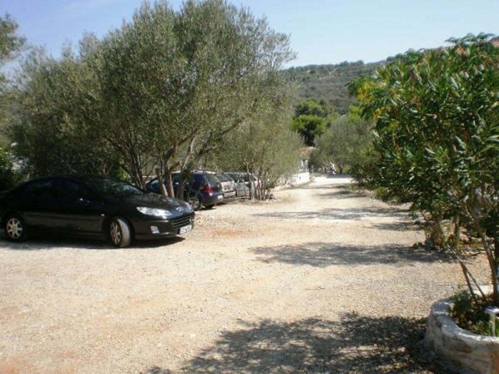 Image 3813105 - 6