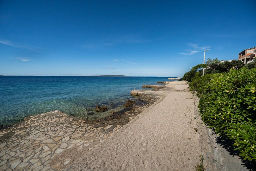 Image 3814801 - 19