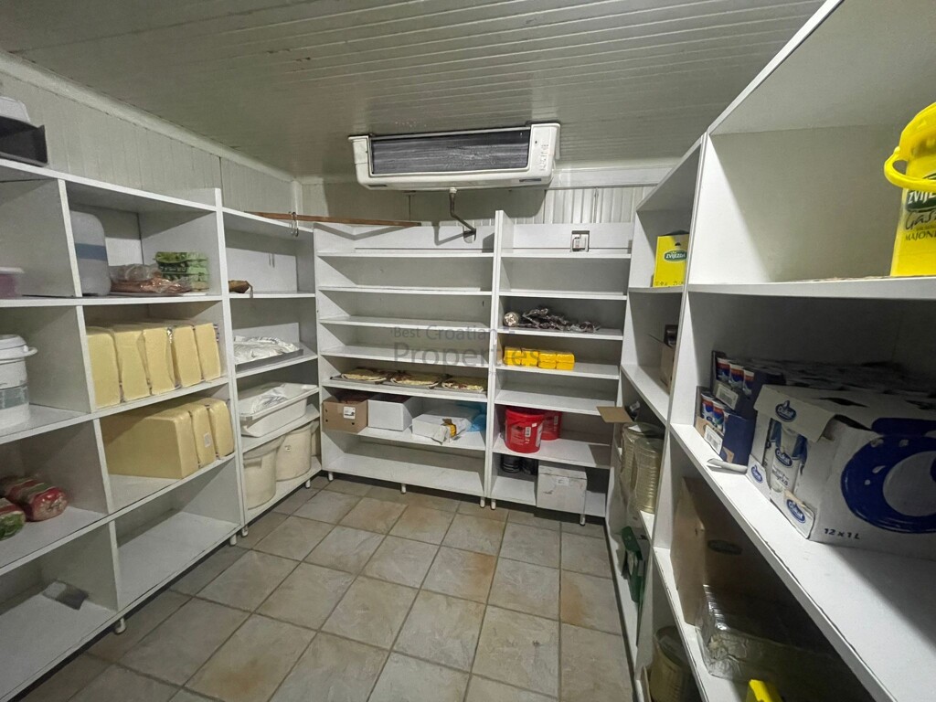 Image 12