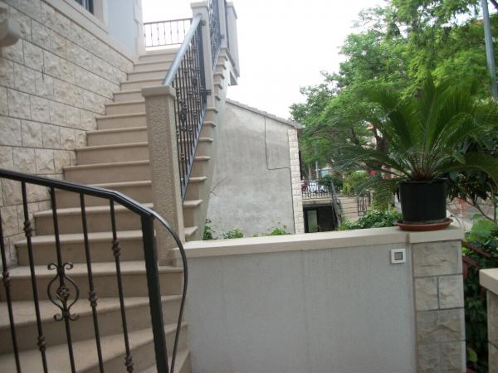 Image 3814131 - 6