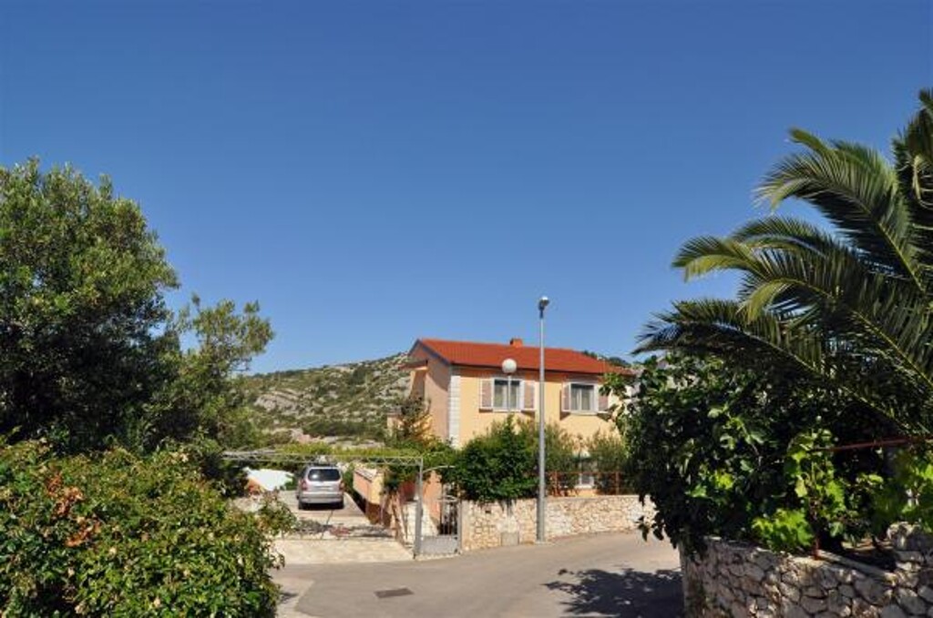 Image 3812588 - 9