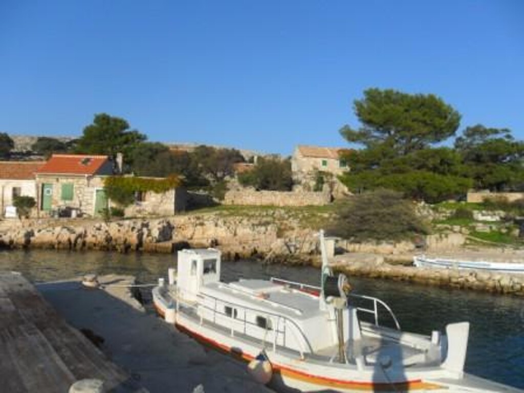Image 3812232 - 1