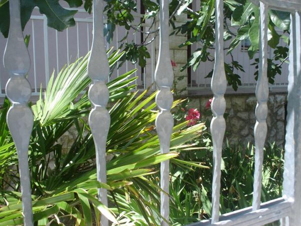 Image 3812199 - 6