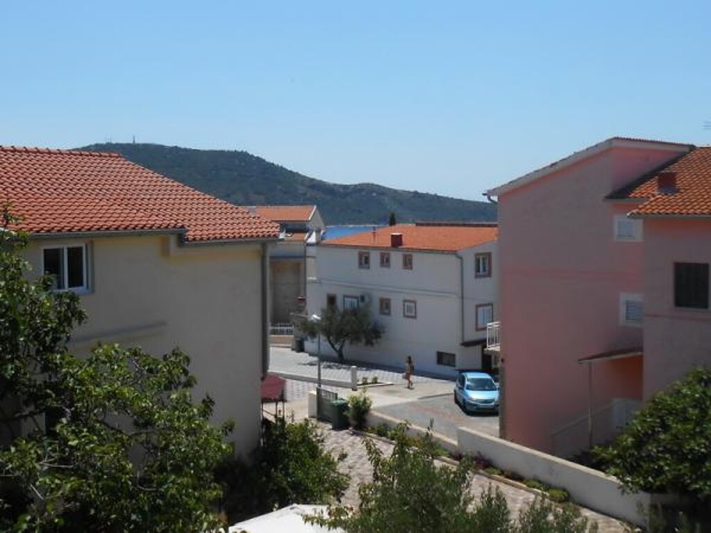 Image 3812950 - 5