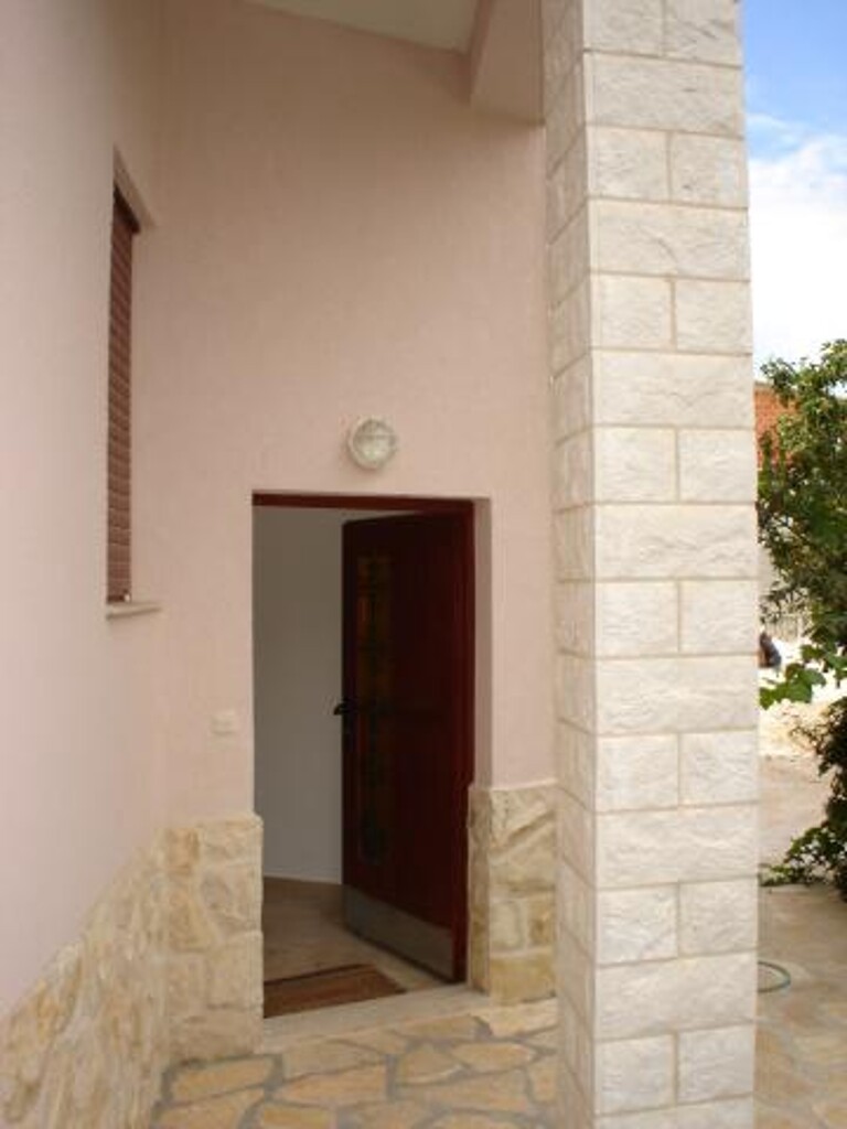 Image 3812199 - 13
