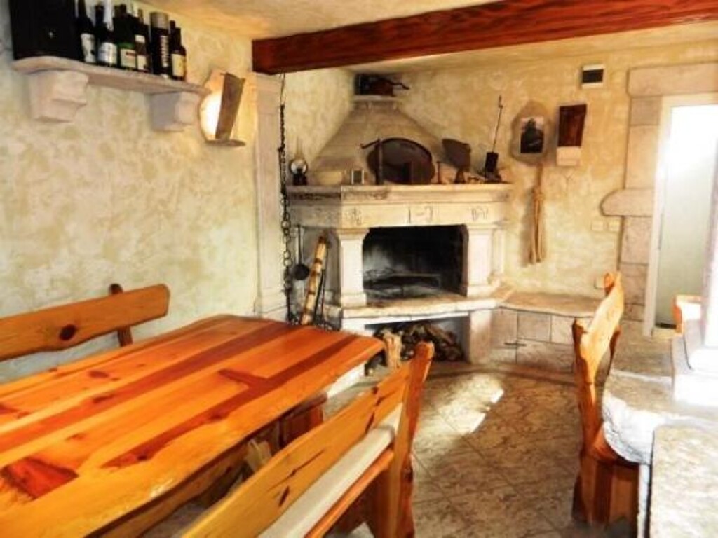 Image 3831979 - 21