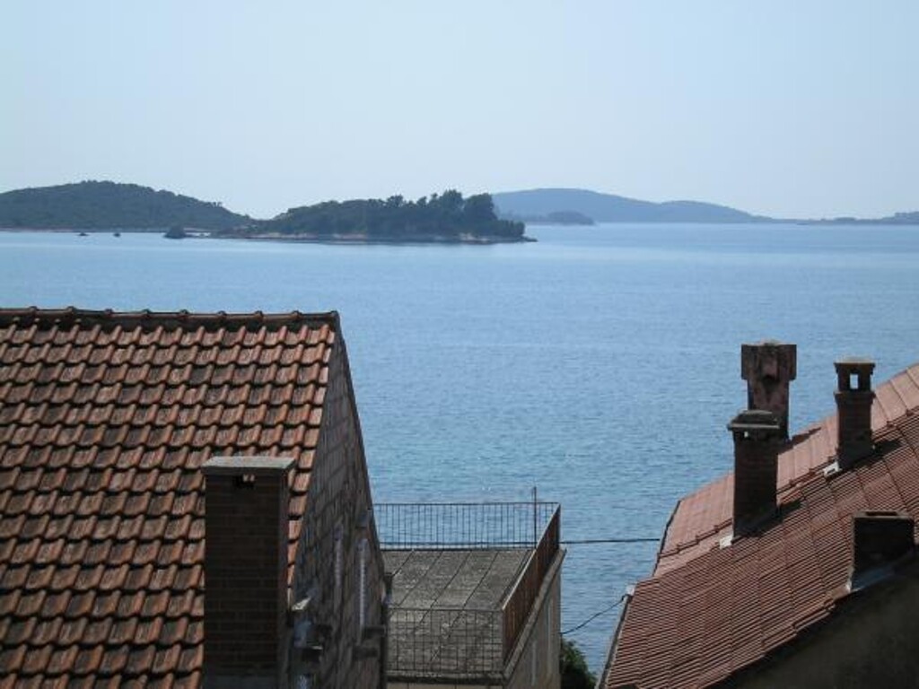 Image 3838989 - 3