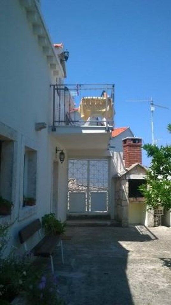 Image 3811414 - 4