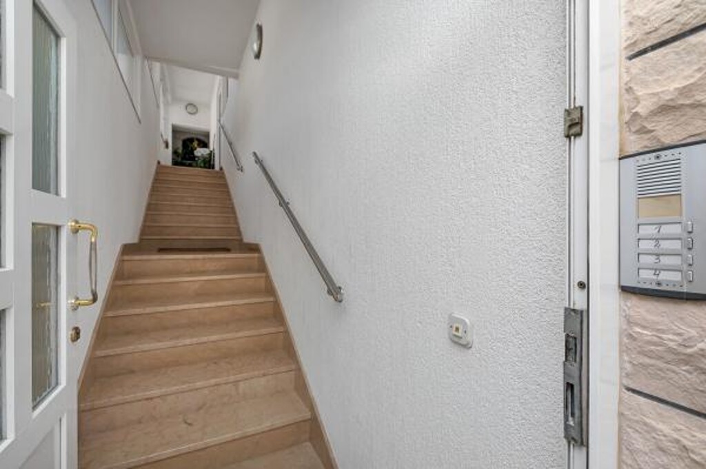 Image 3814561 - 8