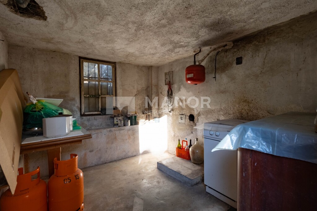 Image 15
