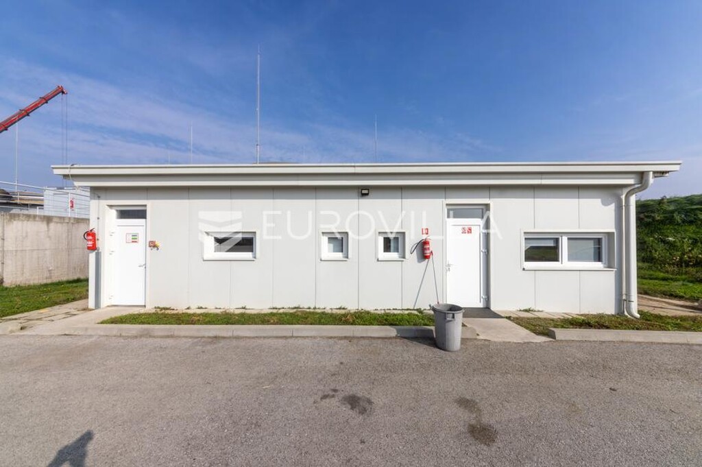 Image 12