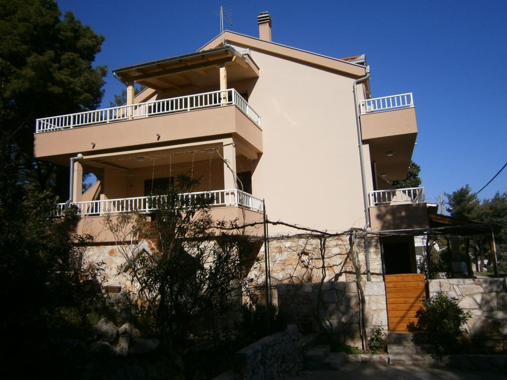 Image 9