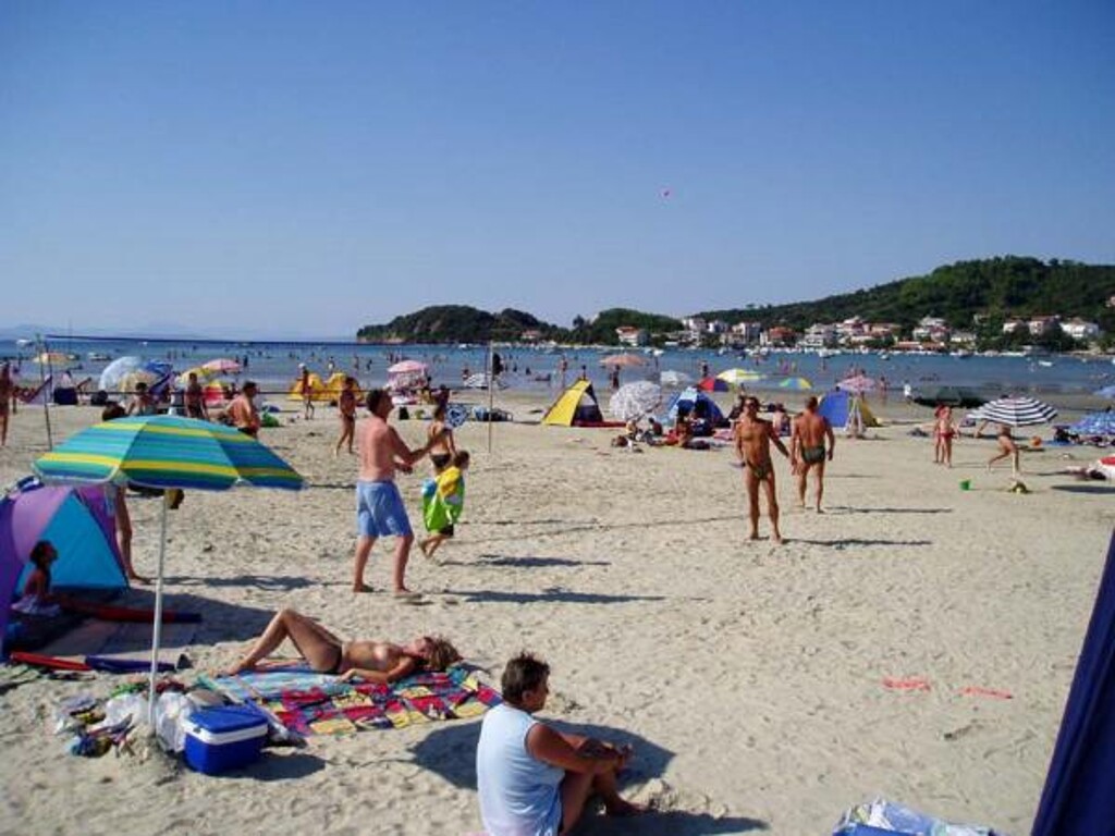 Image 3838916 - 12