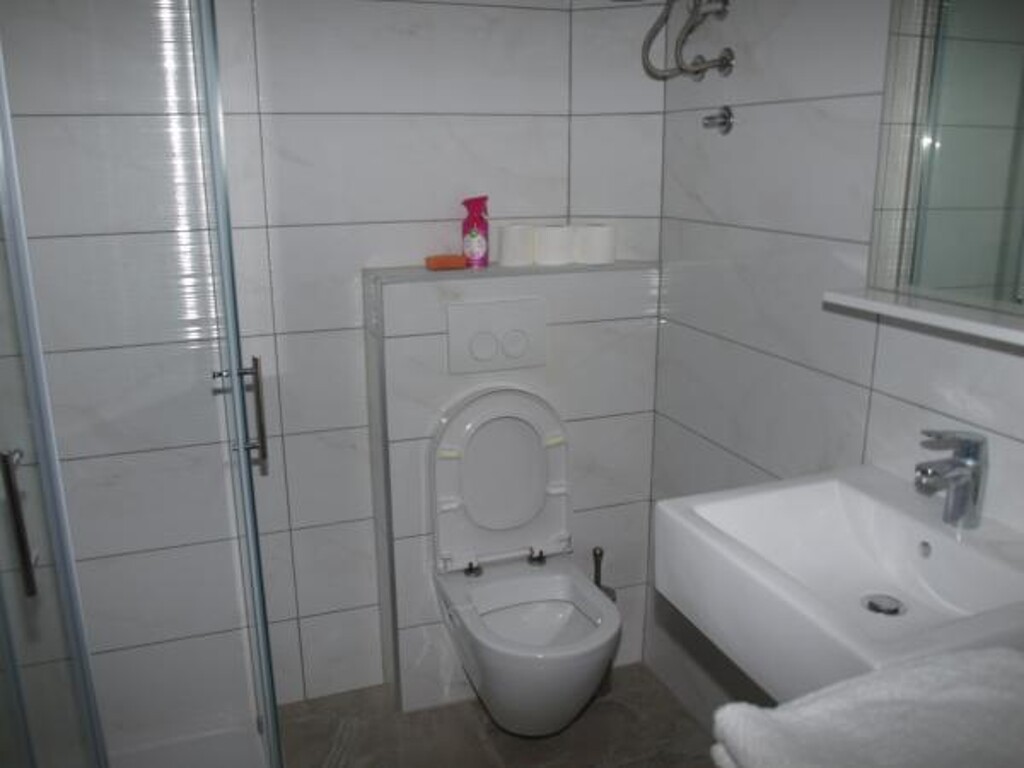 Image 3812831 - 13