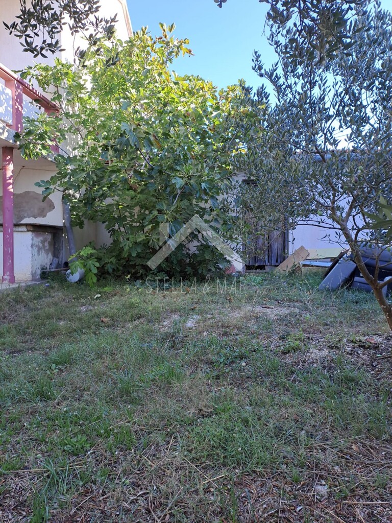Image 5473152 - 9