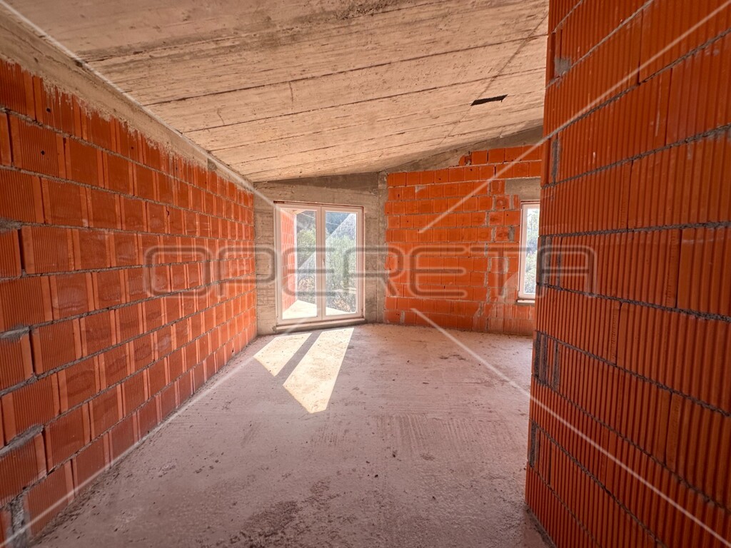 Image 6158210 - 12