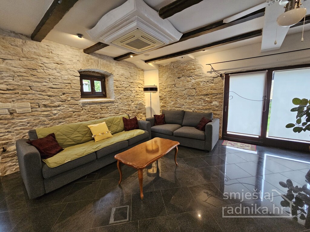 Image 6135916 - 8