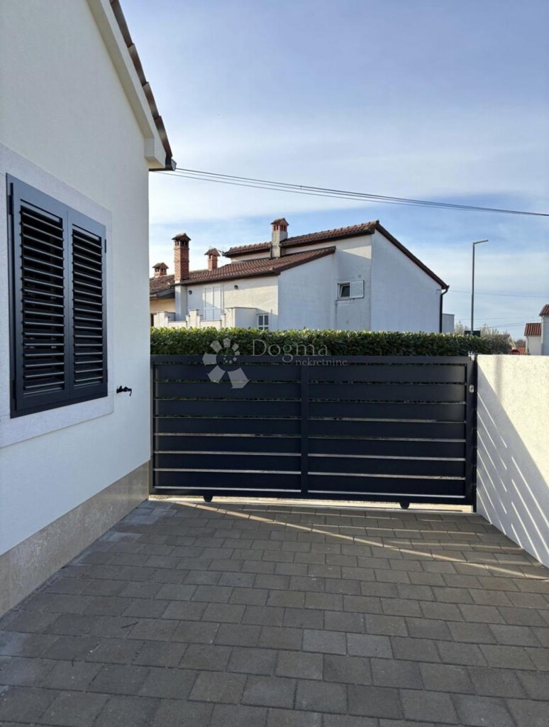 Image 11
