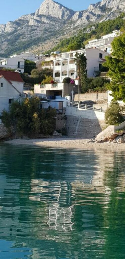 Image 3811924 - 14