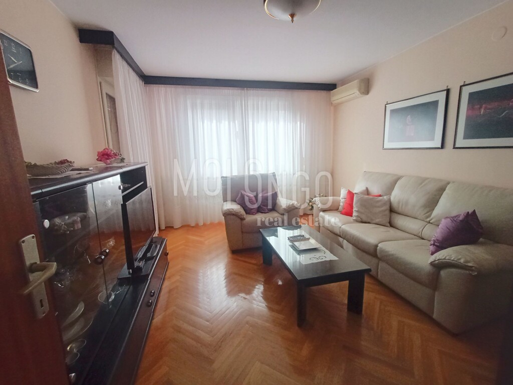 Image 6337040 - 8