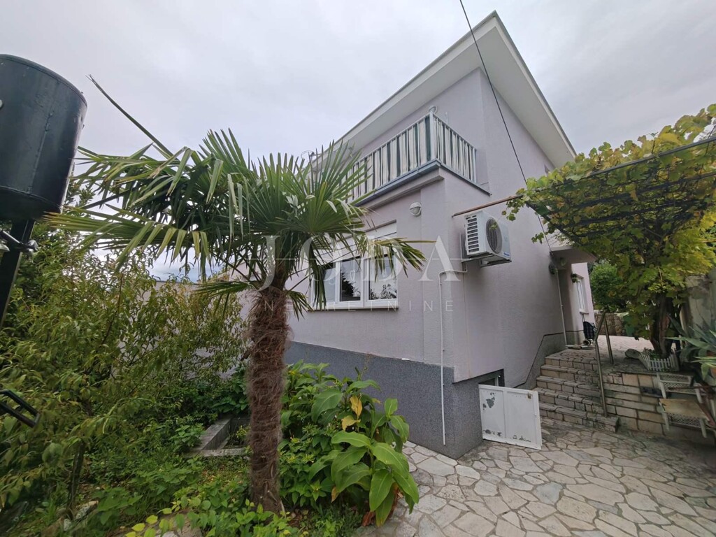 Image 6136211 - 1