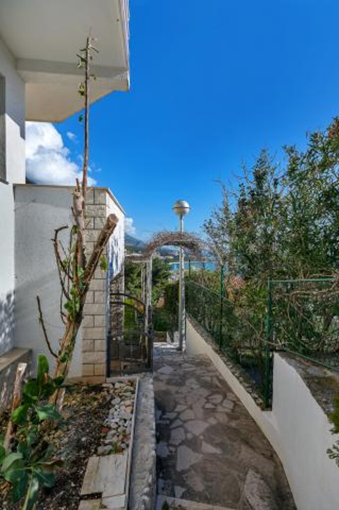Image 3814561 - 3