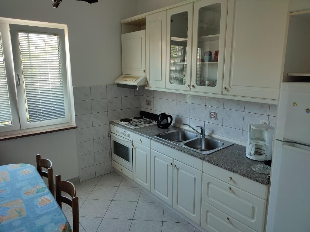 Image 3815066 - 19