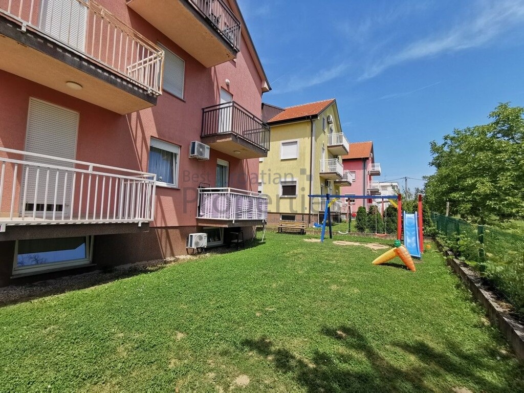 Image 12