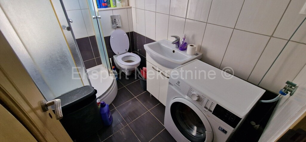 Image 12