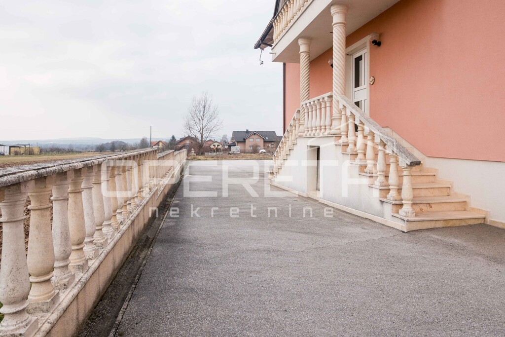 Image 19