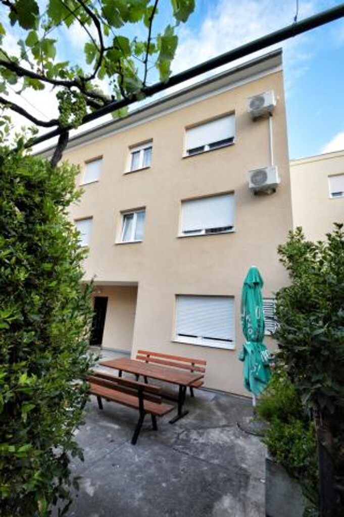 Image 3814057 - 4