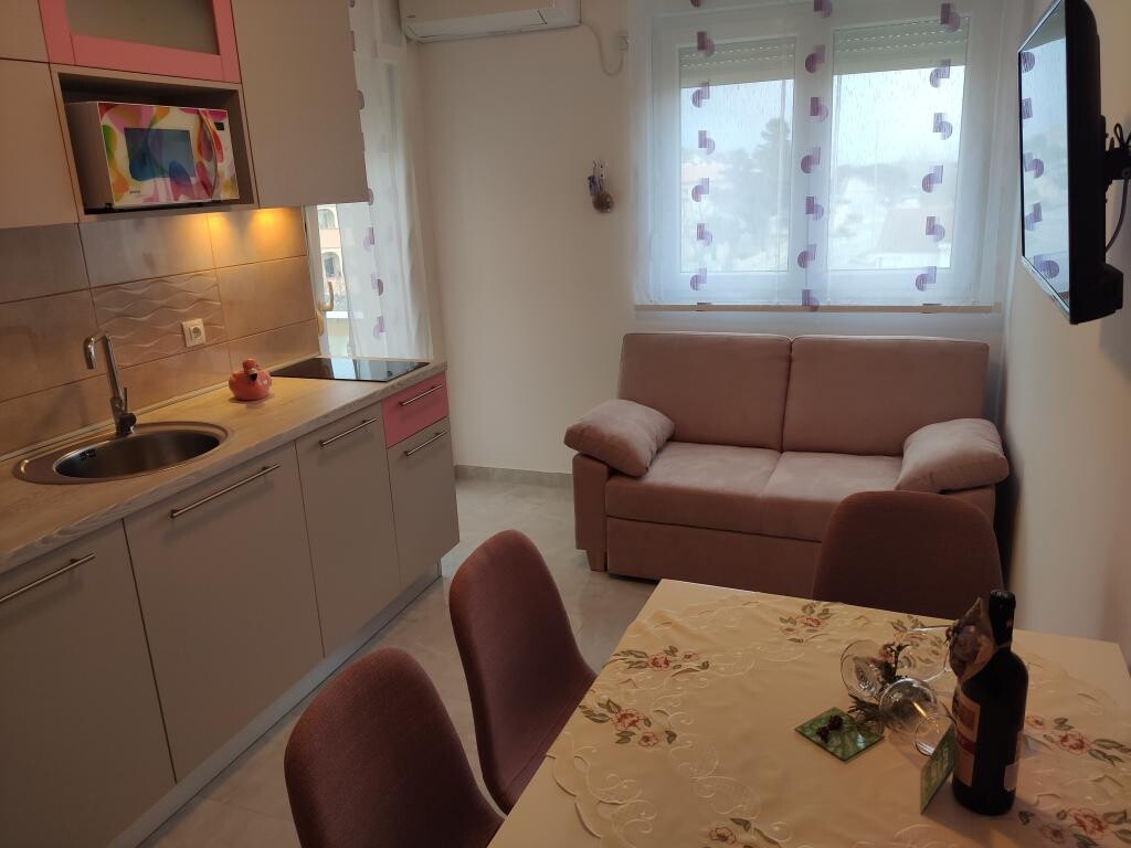 Image 3815066 - 2
