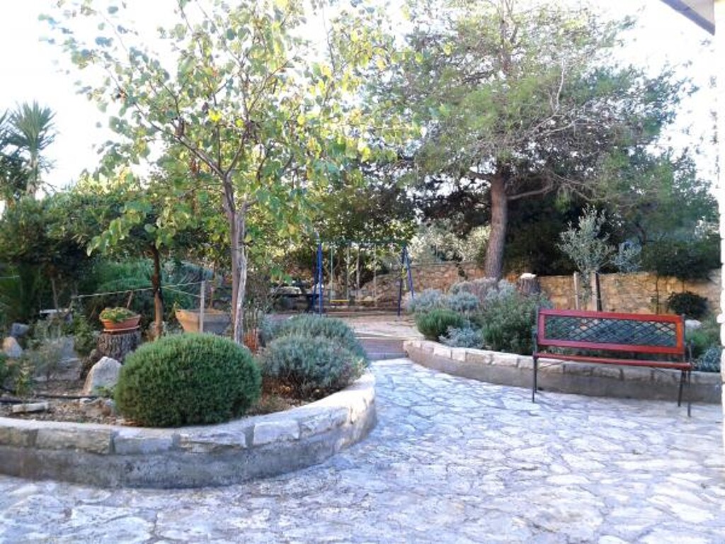 Image 3813760 - 7
