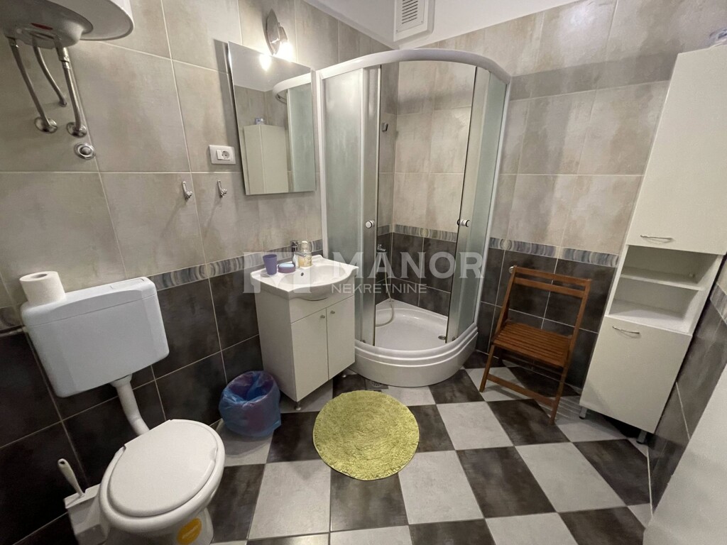 Image 10