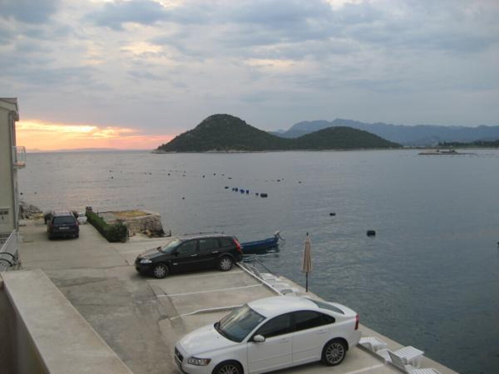 Image 3814130 - 5