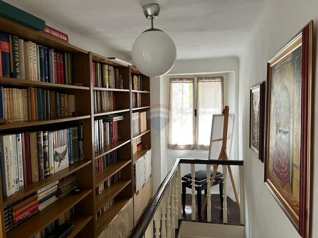 Image 8