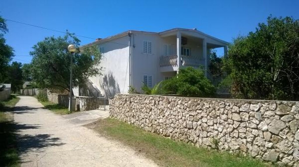 Image 3813478 - 1