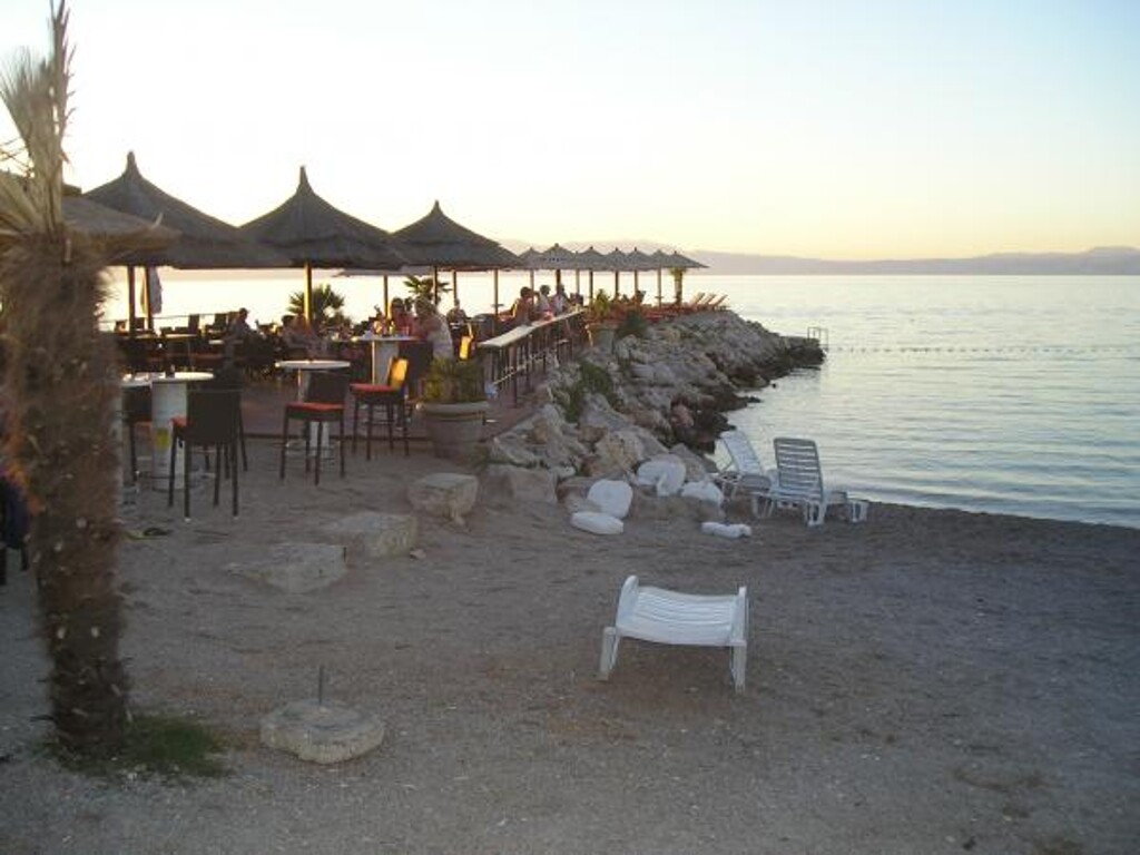Image 3811435 - 6