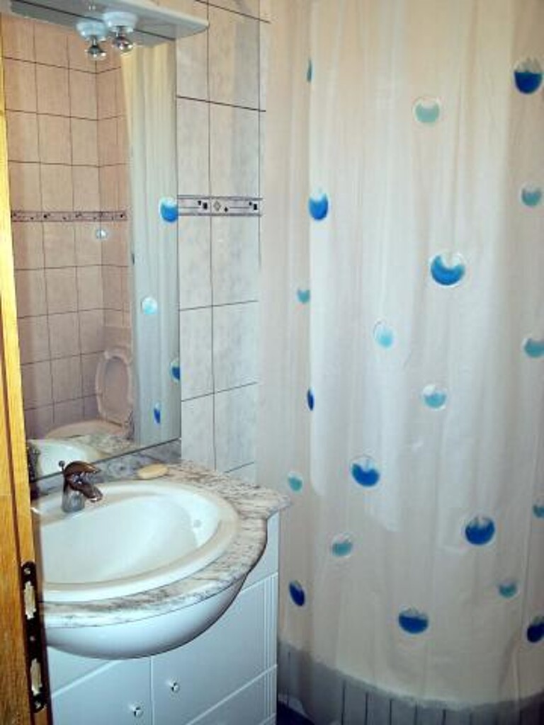 Image 3813513 - 14
