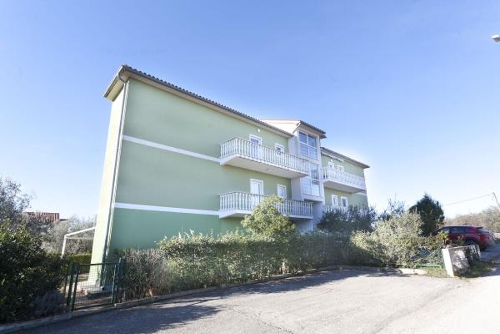 Image 3815118 - 1