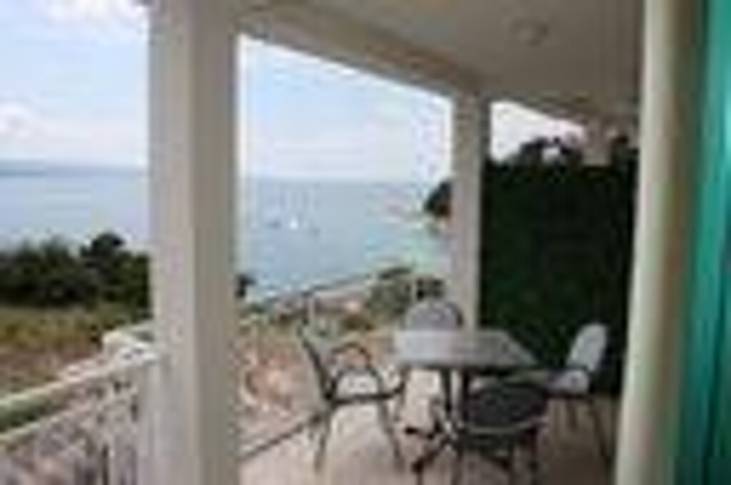 Image 3811462 - 5