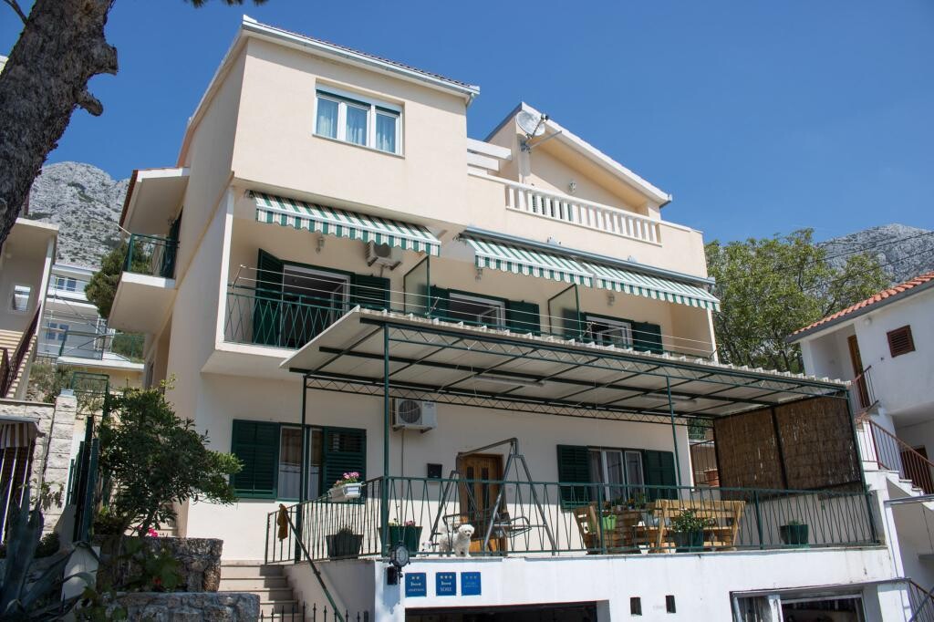 Image 3811349 - 17