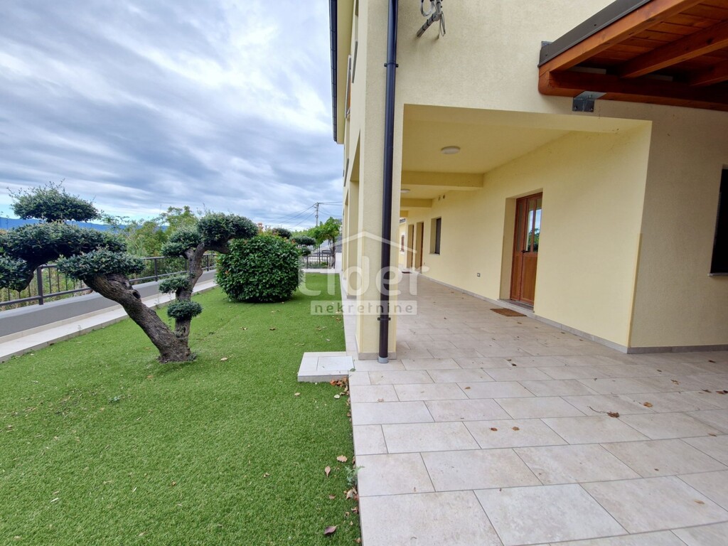 Image 6140851 - 3
