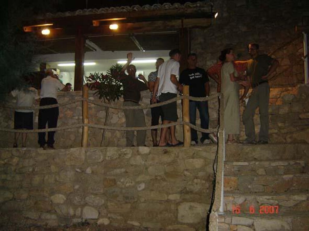 Image 3811552 - 6