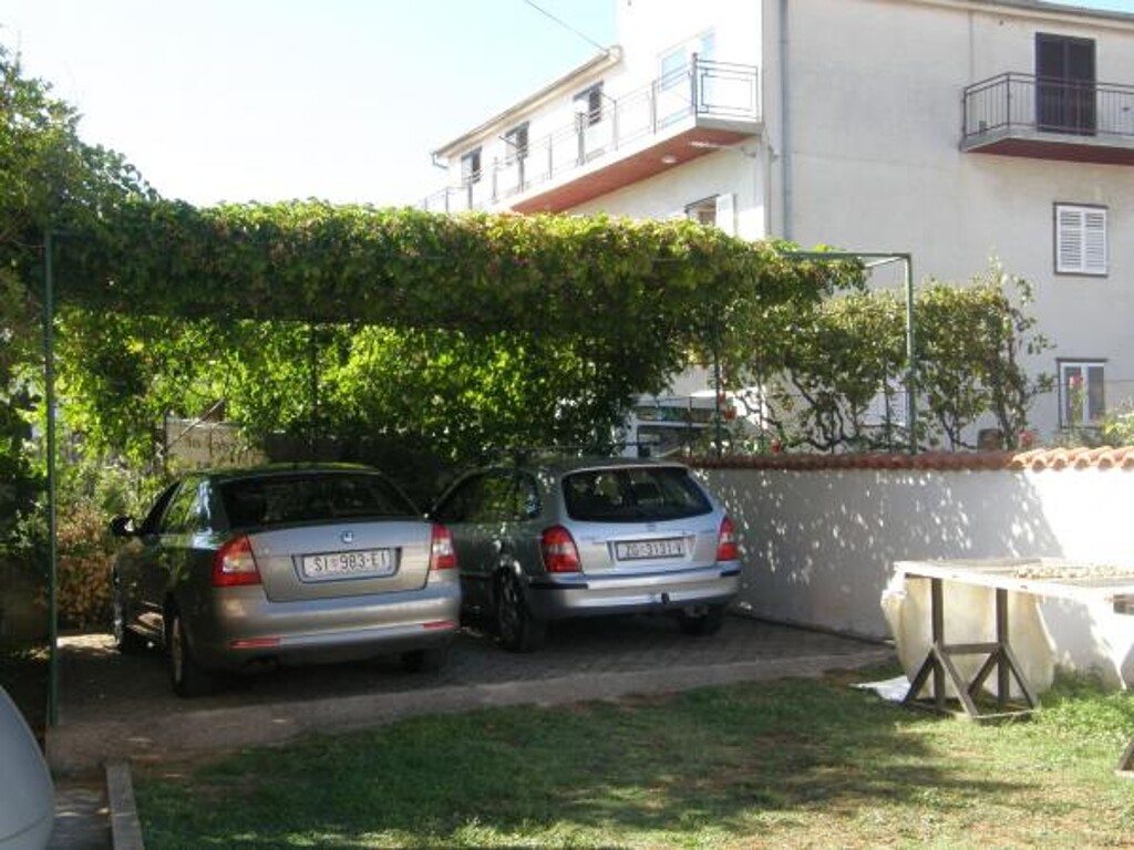 Image 3812944 - 3