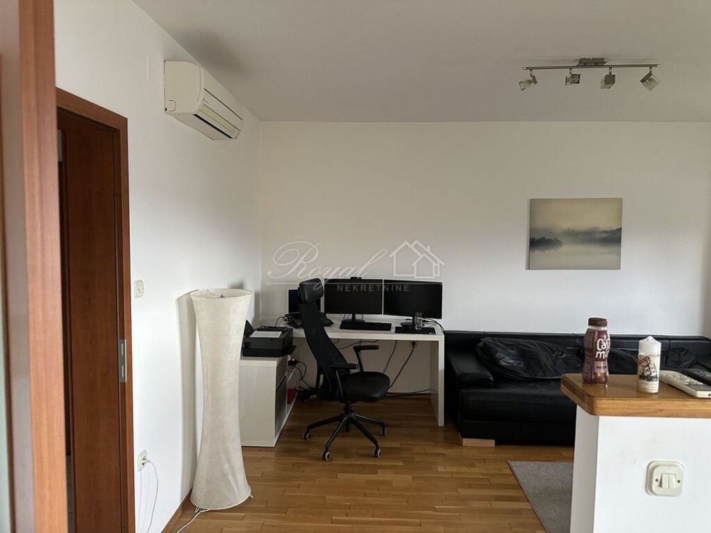 Image 6