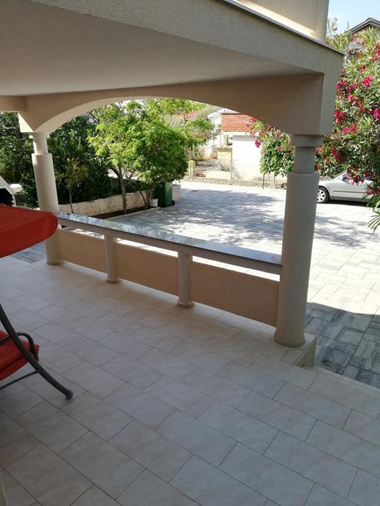 Image 3814855 - 6