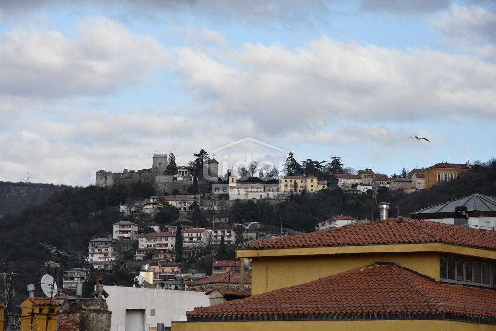 Image 6100688 - 8