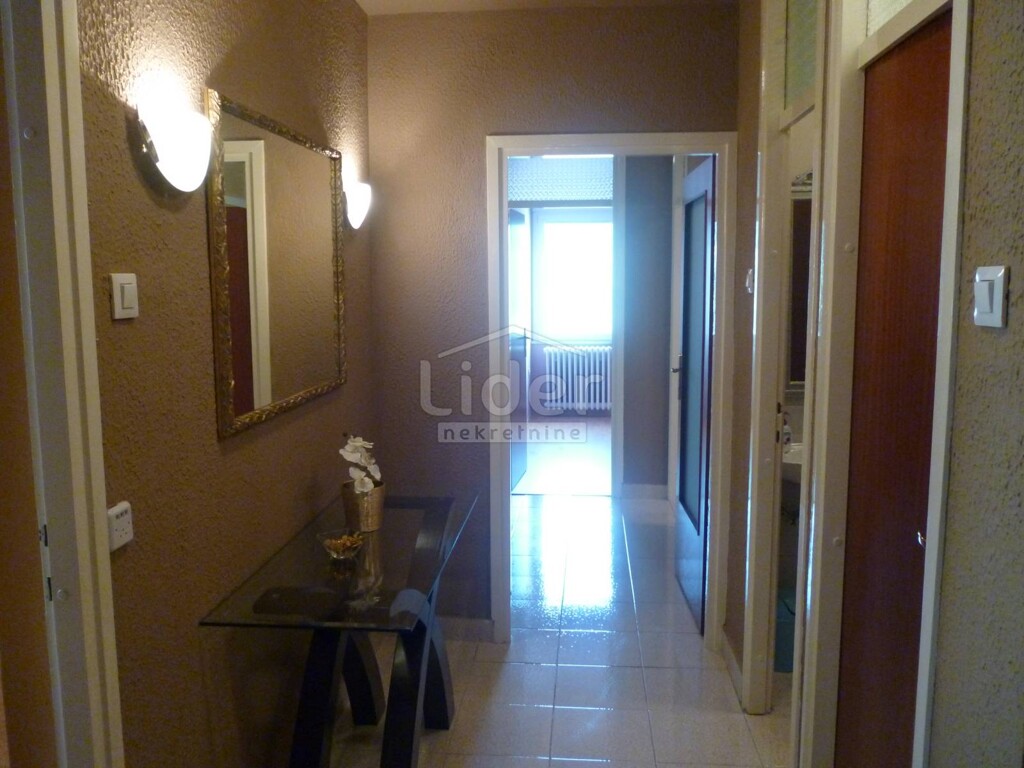 Image 12